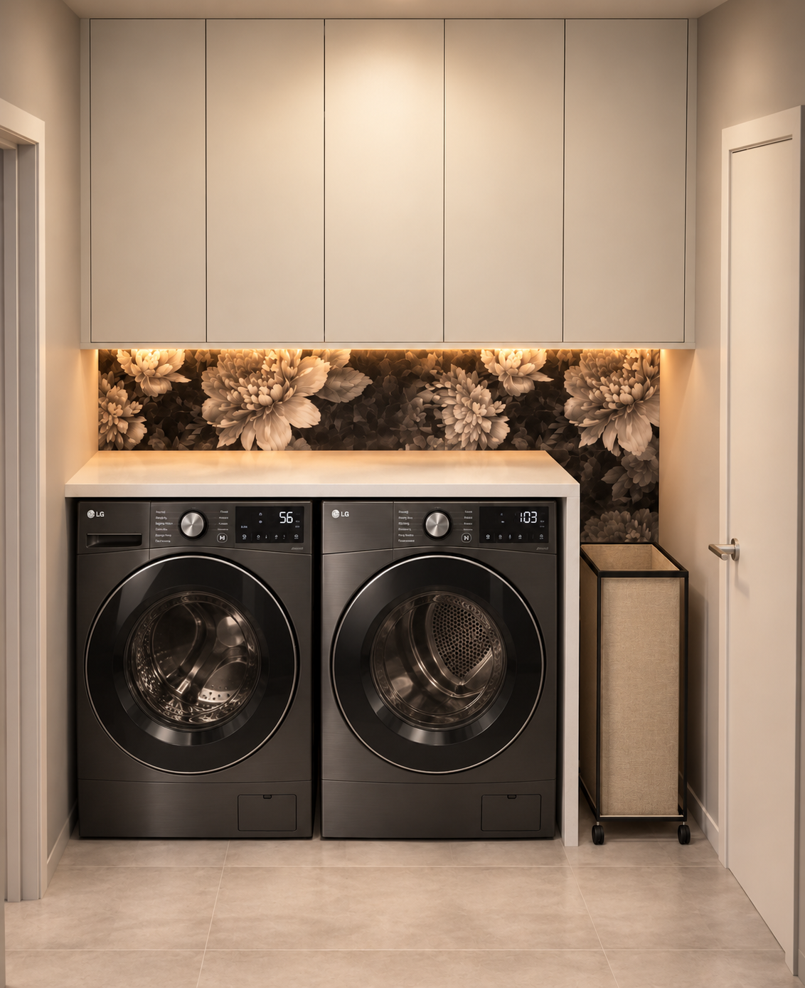 Laundry and closet sample — photograph 7